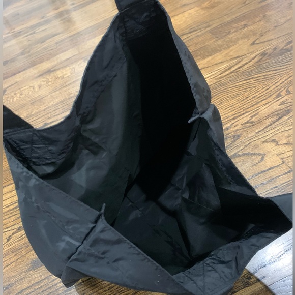 New Uniqlo x Anya Hindmarch Black Packable Bag - Picture 12 of 16